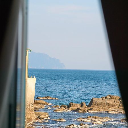 شقة Nel Gozzo Sul Mare - Genovainrelax المظهر الخارجي الصورة